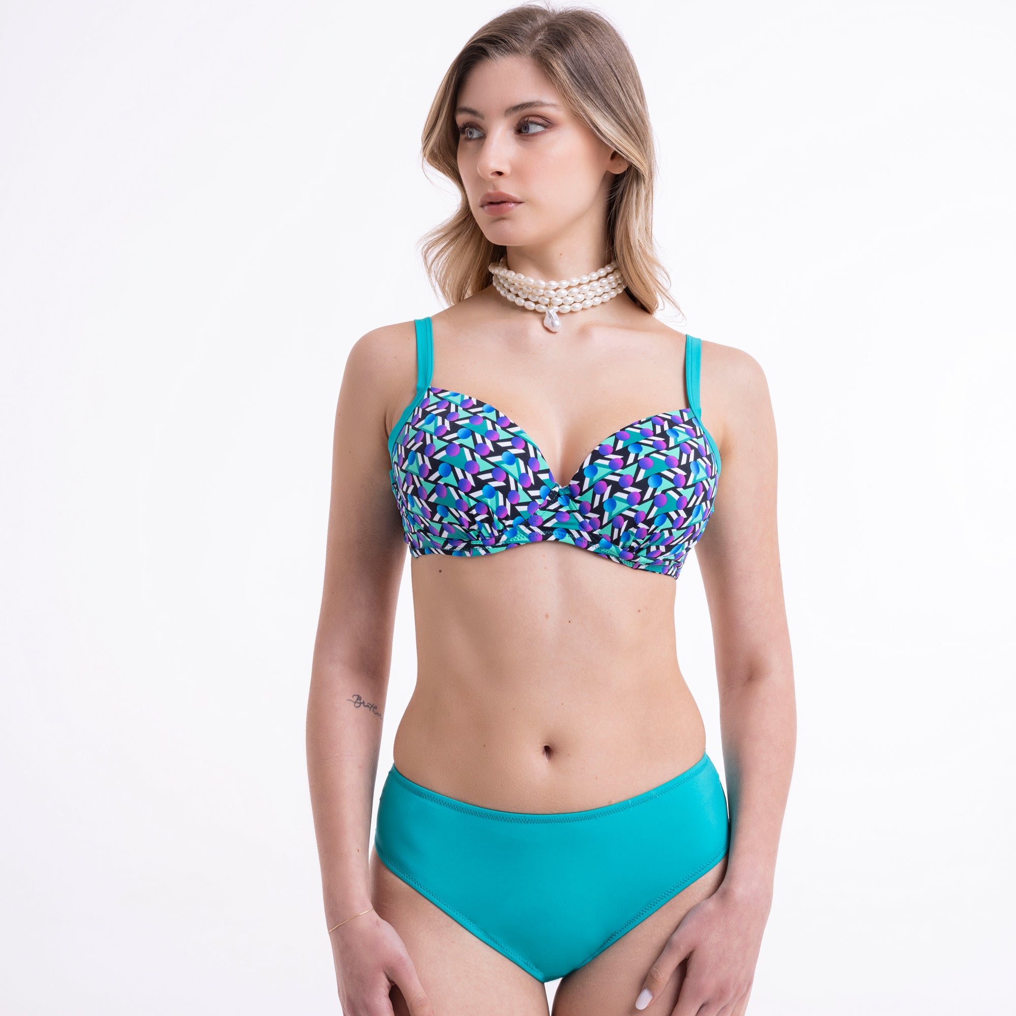 Bikini Top con ferretti Curvy + Slip alto Geometric - Il Gabbiano