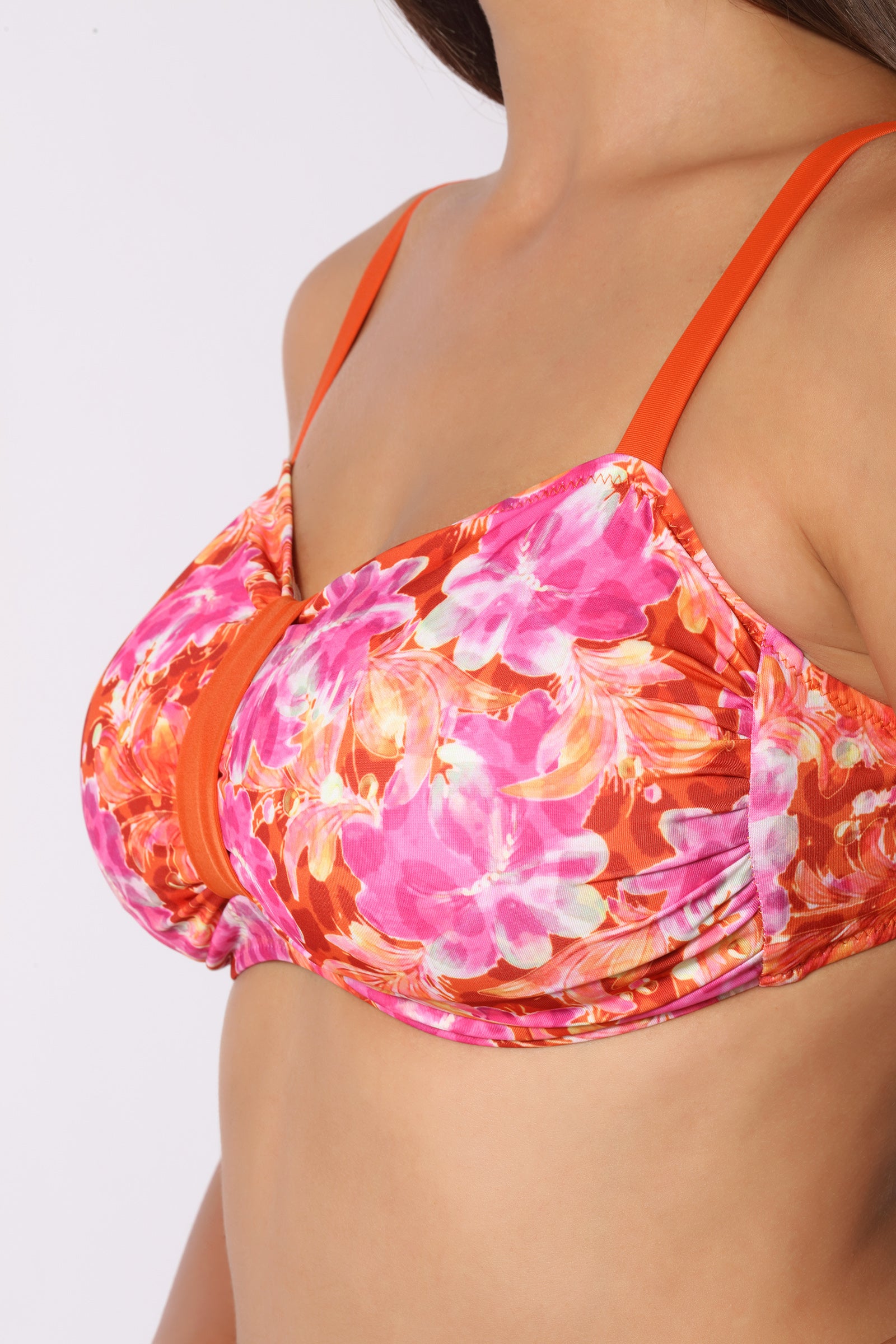 Bikini Top Fascia Curvy + Slip con fiocchi laterali fantasia Amira - Il Gabbiano
